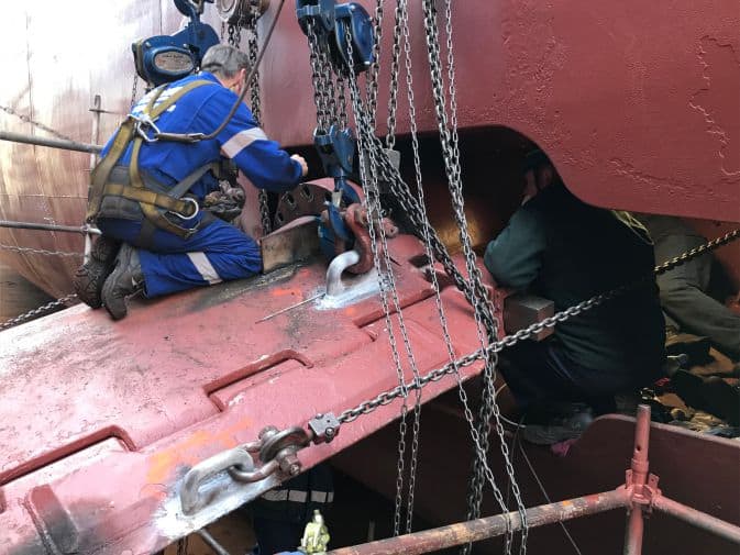 stabilisateur appareil à gouverner, Azur Propulsion Service, Spécialiste en propulsion marine, La Ciotat (13 FRANCE)